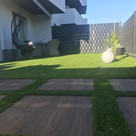 Hedonist-Luxury 2 Bedroom Apartment With Private Hot Tub, Garden And Free Parking Τρογκίρ Εξωτερικό φωτογραφία