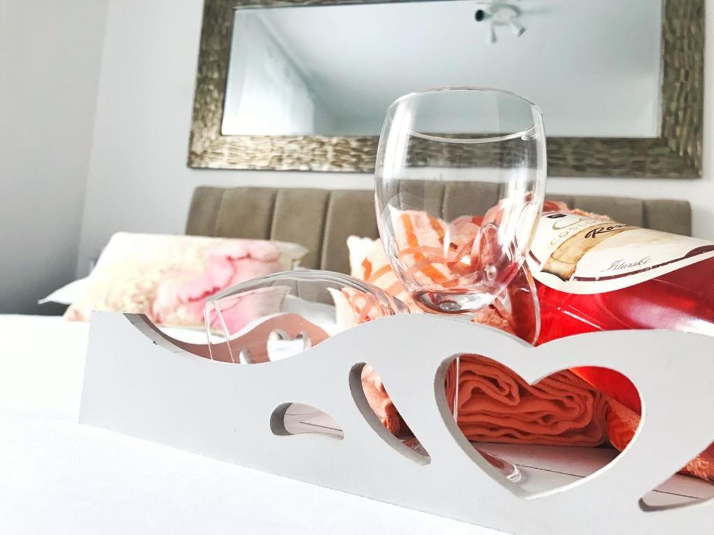 Hedonist-Luxury 2 Bedroom Apartment With Private Hot Tub, Garden And Free Parking Τρογκίρ Εξωτερικό φωτογραφία