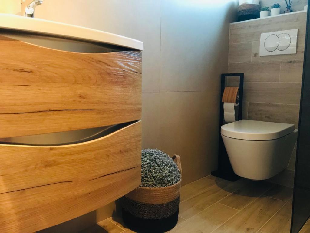Hedonist-Luxury 2 Bedroom Apartment With Private Hot Tub, Garden And Free Parking Τρογκίρ Εξωτερικό φωτογραφία