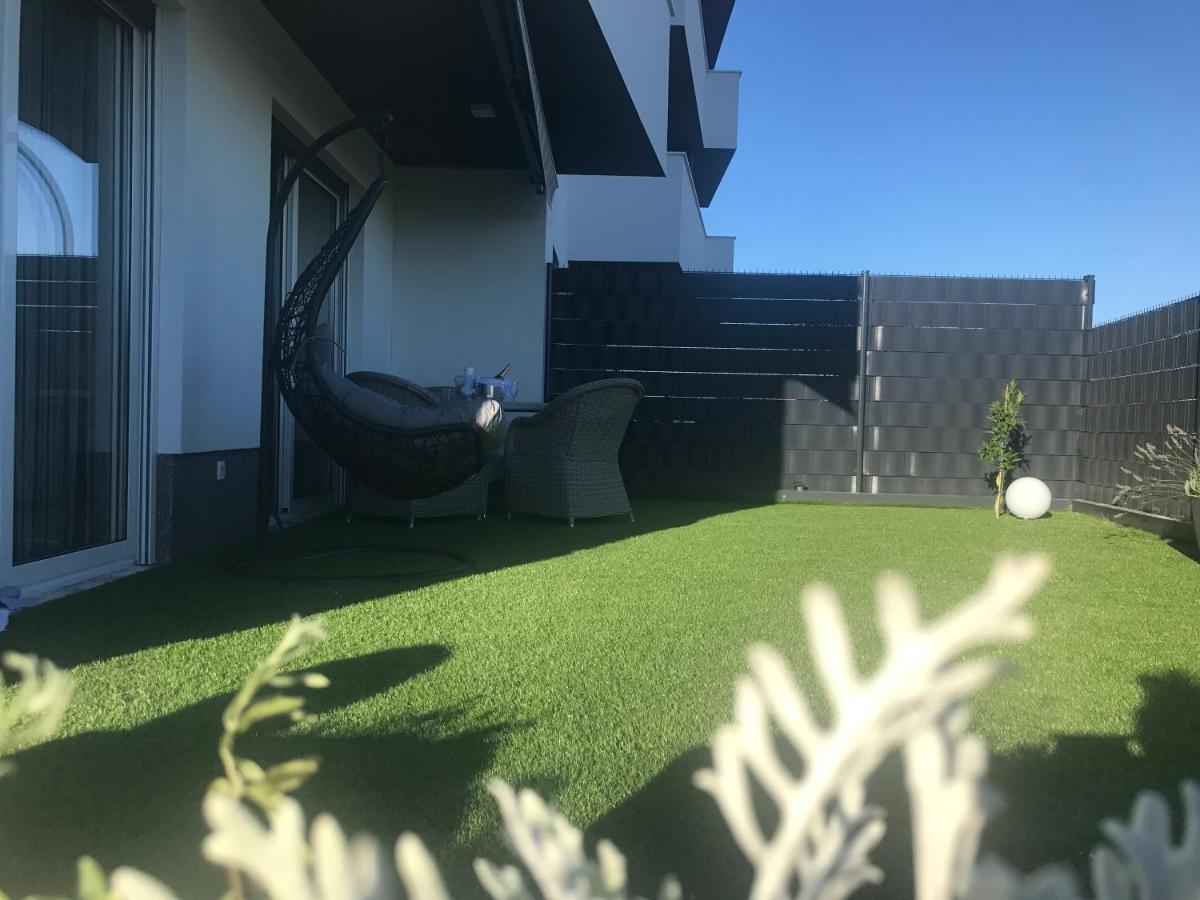 Hedonist-Luxury 2 Bedroom Apartment With Private Hot Tub, Garden And Free Parking Τρογκίρ Εξωτερικό φωτογραφία