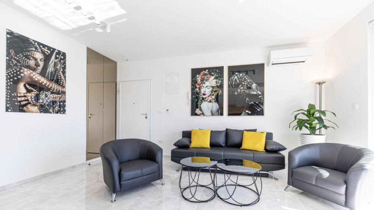 Hedonist-Luxury 2 Bedroom Apartment With Private Hot Tub, Garden And Free Parking Τρογκίρ Εξωτερικό φωτογραφία